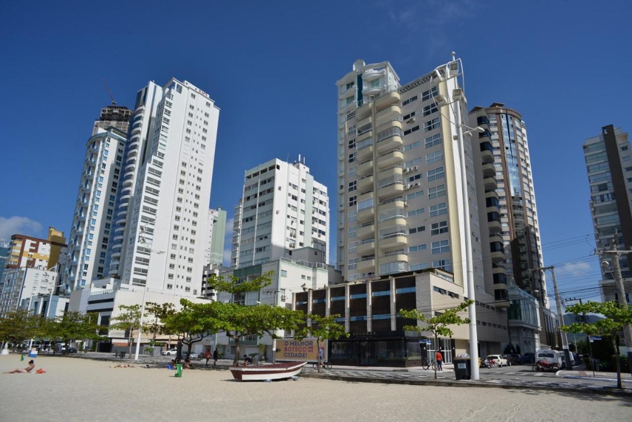 FRENTE MAR PÉ NA AREIA, na Av Atlântica Apartment Balneario Camboriu Ngoại thất bức ảnh